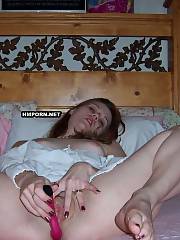 Nasty amateur girlie wanks with pink toy in front of her boyrfiend and his camera filming her orgasms in real time - amateur sex photos