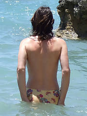 I love undress my 37 yo wifey at the beach and shooting her gorgeous body