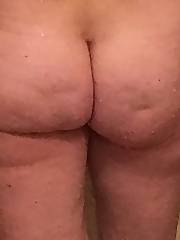 Amateur blond backside in shower Amateur Blonde Ass Shower