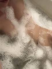 Bath time joy with sexy amateur teenager redhaired Bath Teen Amateur Teen teenager Masturbation Redhead redhaired Teen Amateur