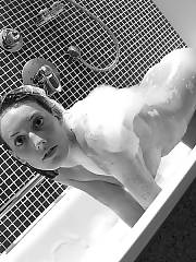Hot ex franzi having fun in the shower tub.