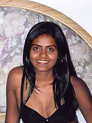 Sleazy exgirl priya displaying her boobs and pussy
