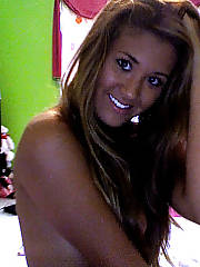 Hot teen live chat show on cam.