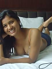 Indian Couple private photos Leaked Indian Wife