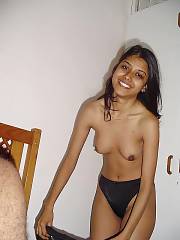 Sexy indian mamma strips and positions nude on cam.