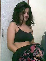 Nasty Indian gf naked for seducer Desi Girlfriend hot Desi Girls Indian naked Girls